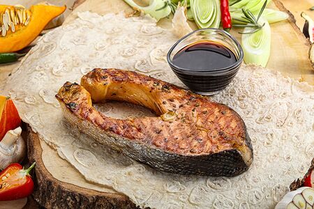 Стейк из лосося