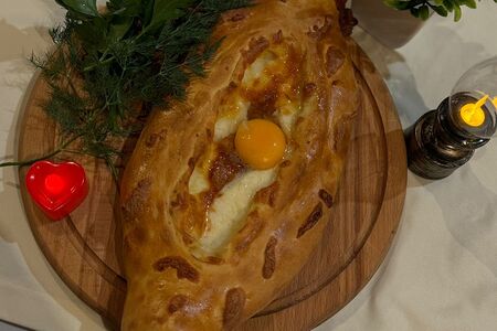 Хачапури по-аджарски