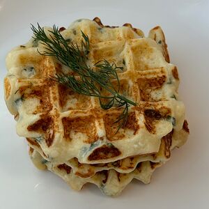 Сырные вафли со сметаной без глютена