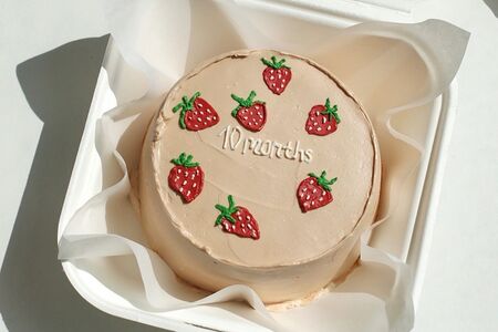 Бенто-торт Клубнички малышу на 10 месяцев