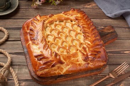 Пирог с ветчиной и сыром