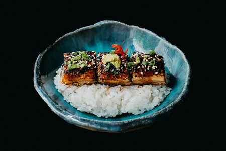 Чираши Унаги