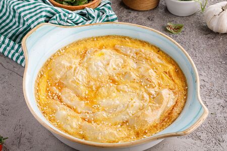 Гибаница с вялеными томатами