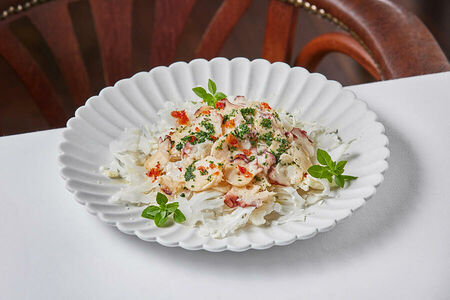 Салат с осьминогом