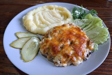 Комбо Куриная отбивная с пюре 