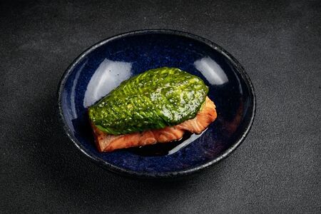 Форель-гриль, авокадо и терияки