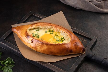 Хачапури по-аджарски