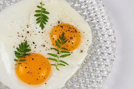 Яичница из двух яиц