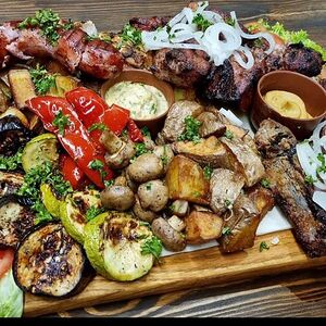 Ассорти из шашлыков