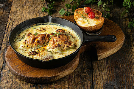 Кролик в сливочном соусе