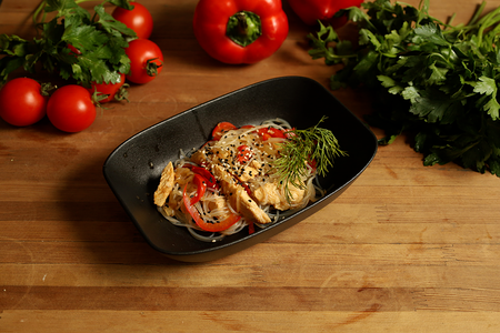 Фунчоза с курицей