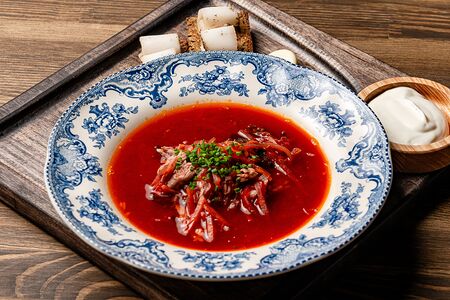 Сибирский борщ с томлёной уткой