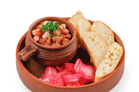 Лобио с беконом и капустой по-гурийски