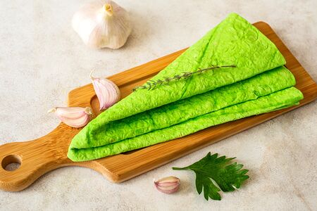 Лаваш чесночный