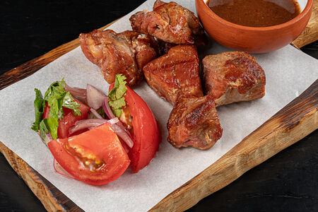 Шашлык из свинины с томатами