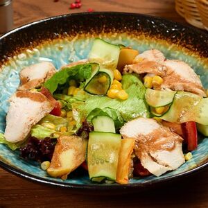 Фреш салат Чикен