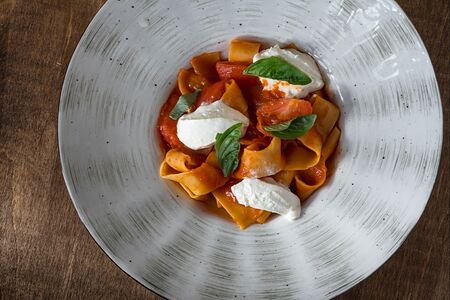 Паппарделле Томаты-фета