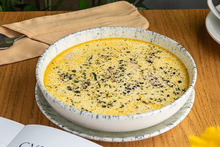 Сливочный суп с лососем 