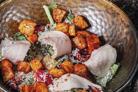 Цезарь с курицей