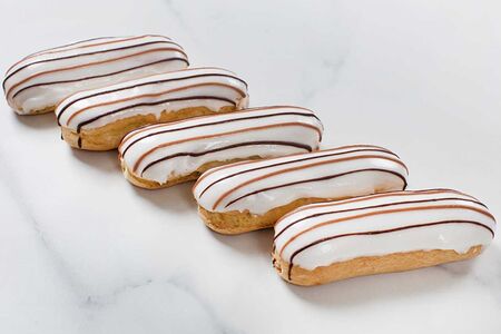 Эклер Ванильный