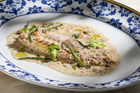 Сибас, сельдерей, таджасские оливки