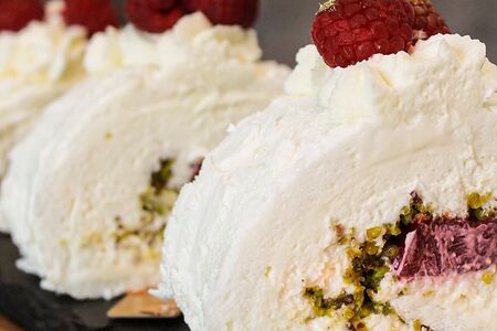 Меренговый рулет