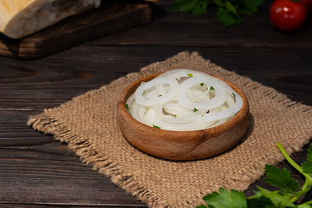 Лук маринованный