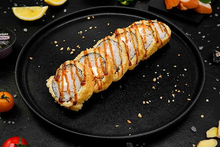 Горячий ролл с курицей