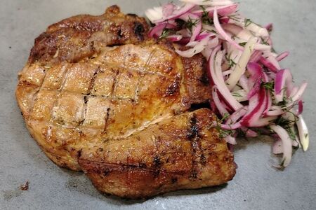 Стейк из свиной шеи