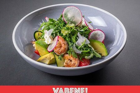 Салат с тигровыми креветками