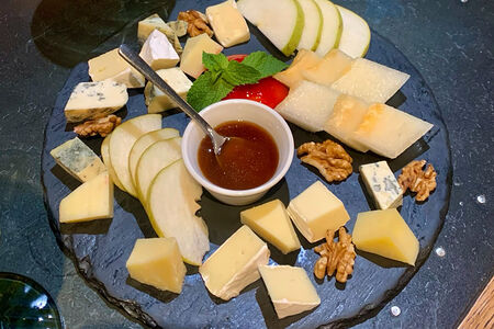 Сырная тарелка