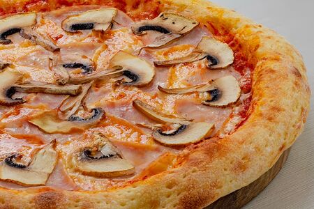 Пицца Ветчина-грибы
