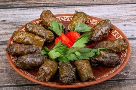 Долма с виноградным листом