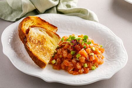 Тартар из лосося