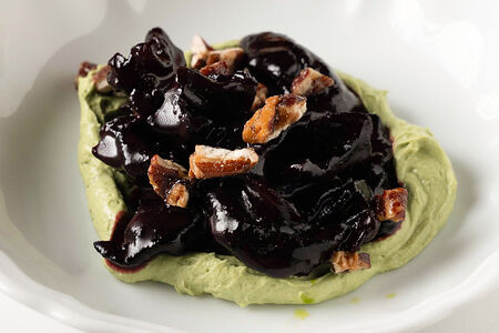 Вяленая свекла с молодым сыром