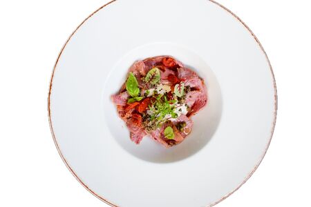 Вителло тоннато с оливковой тапенадой