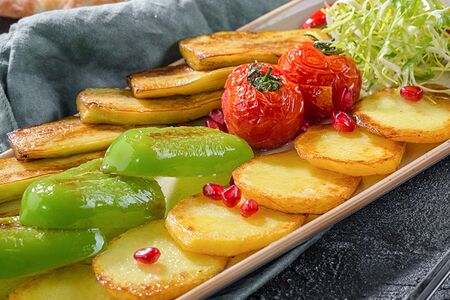 Овощи по-бакински, жаренные на сковороде