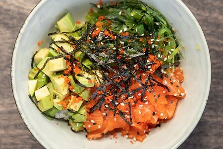 Поке с лососем