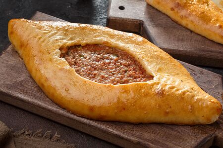 Пиде с говяжьим фаршем