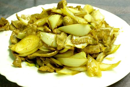 Жареное мясо с луком №309