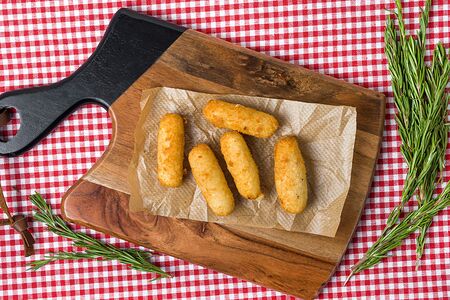 Сырные палочки с моцареллой