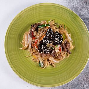 Вок с говядиной