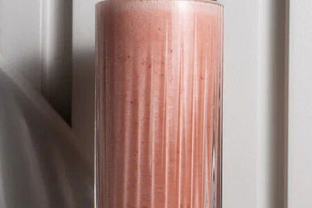 Смузи клубника,персик,банан