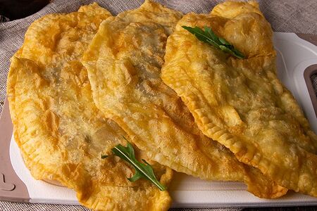 Чебурек с мясом