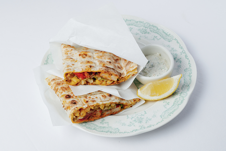 Гирос с кебабом из креветки