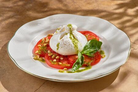 Фермерская Буратта со сладкими томатами