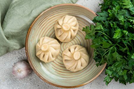 Хинкали со свининой и говядиной