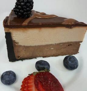 Торт три шоколада