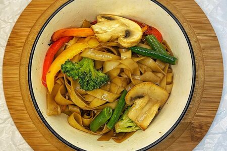 Яичная с овощами