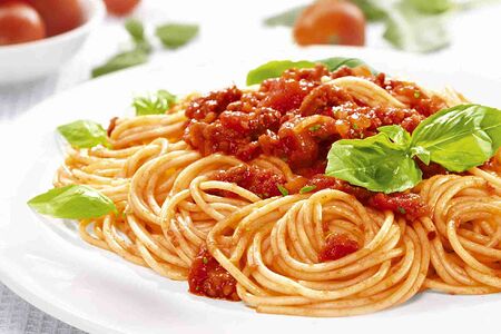 Паста с соусом болоньезе